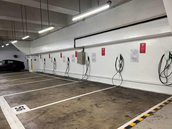 奧海城一期 目的地充電站