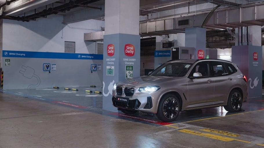 新都城中心3期 BMW 森那美快速充電站
